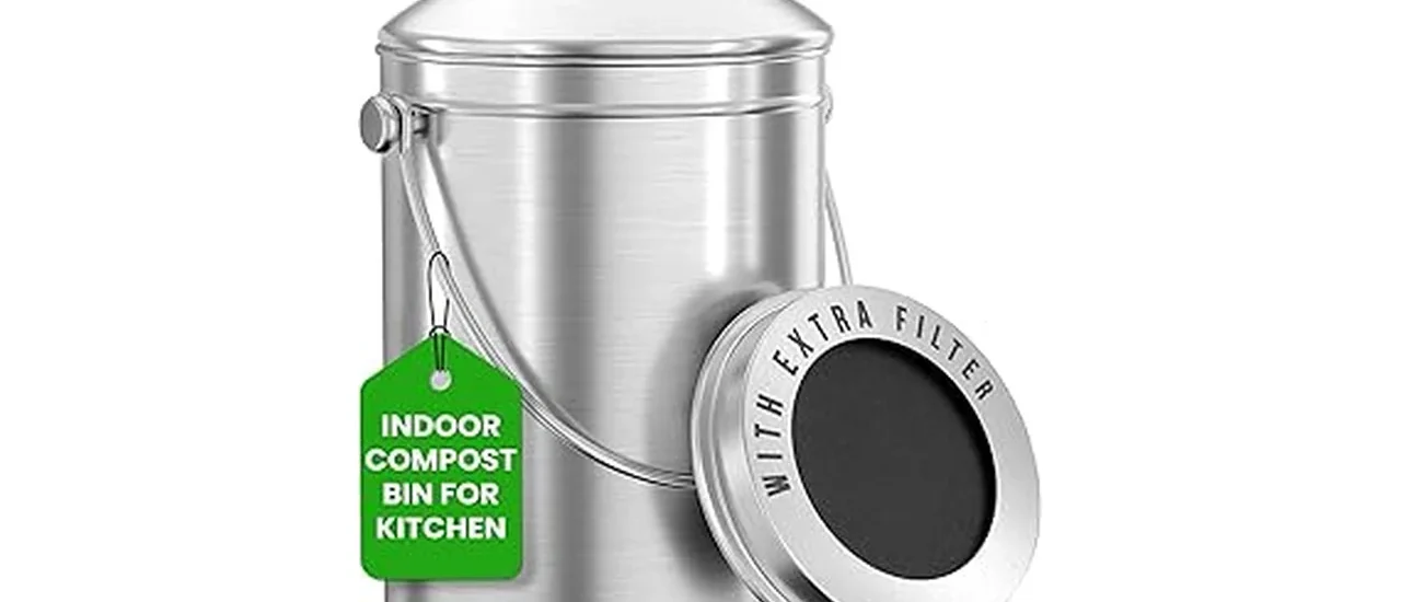 Top Rated 10 Compost Bins for Small Spaces